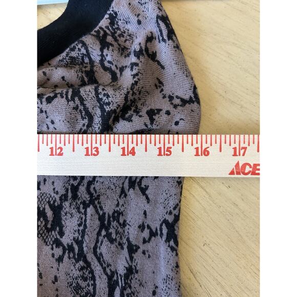 90s Halter Dress GUESS Animal Print Snakeskin Lace Up Sexy Bodycon Vintage Y2K S - Picture 4 of 12